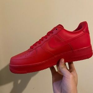 Air Force 1 low triple red brand new size 9,11,12